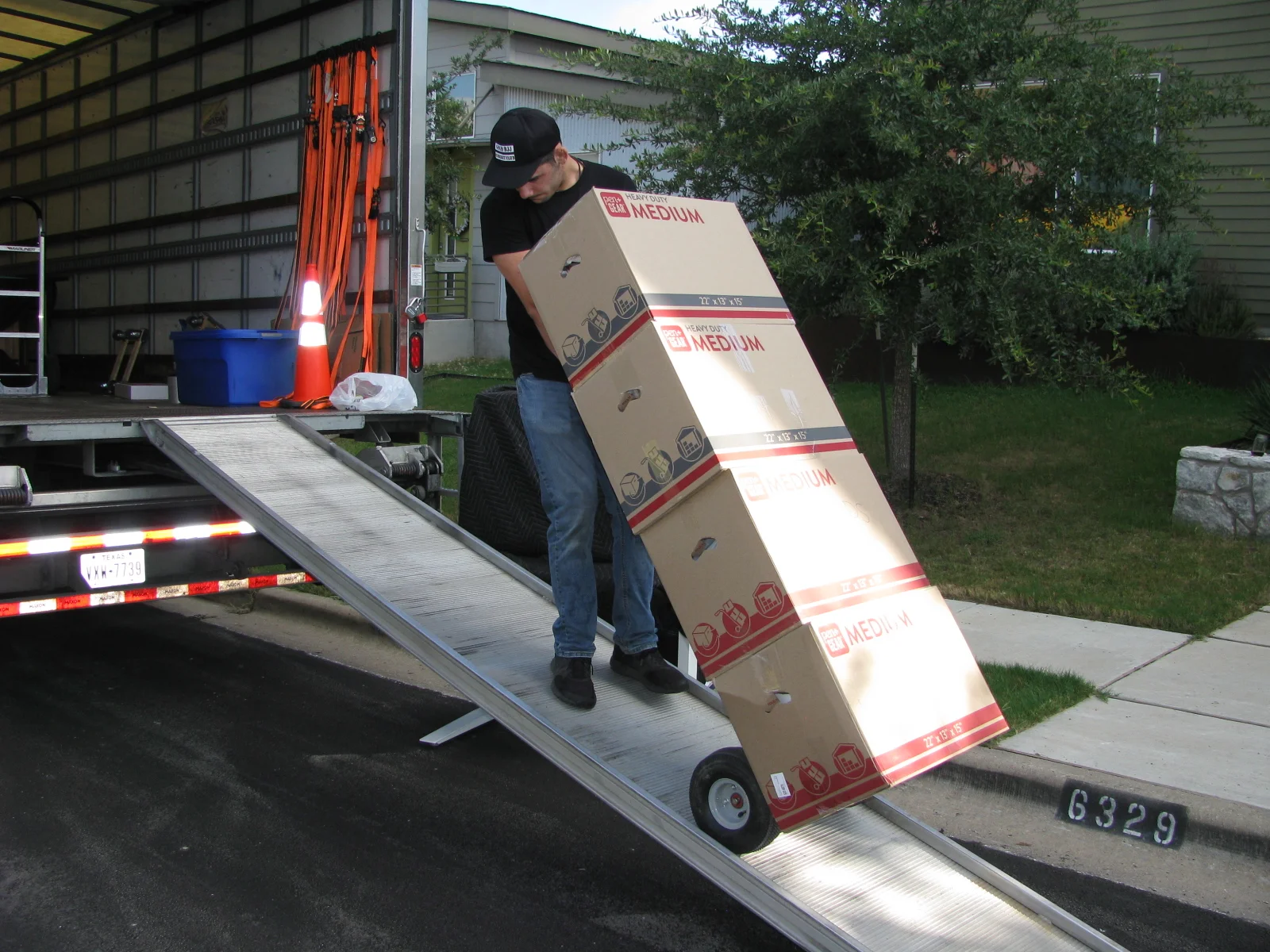 Loading and Unloading - mover with dolly